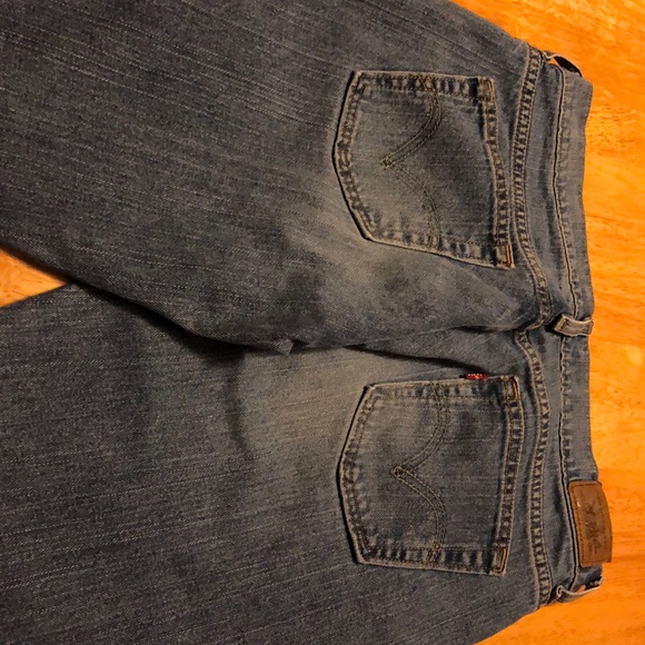 Ladies 505 LEVI Jeans - Picture 6 of 6